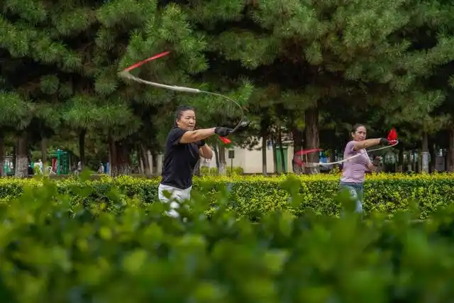 身体健康比年轻更重要_年轻人的身体健康状况_年轻身体健康的句子