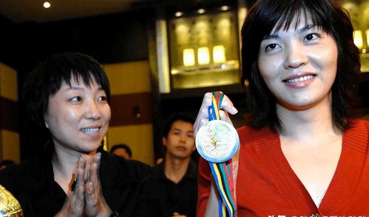 奥运冠军庄泳现状_游泳冠军庄泳的图片_游泳冠军庄泳身材