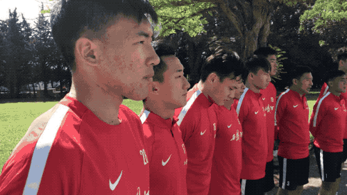 后卫足球亚洲历史是哪一年_亚洲足球历史第一后卫是_亚洲足球十大后卫