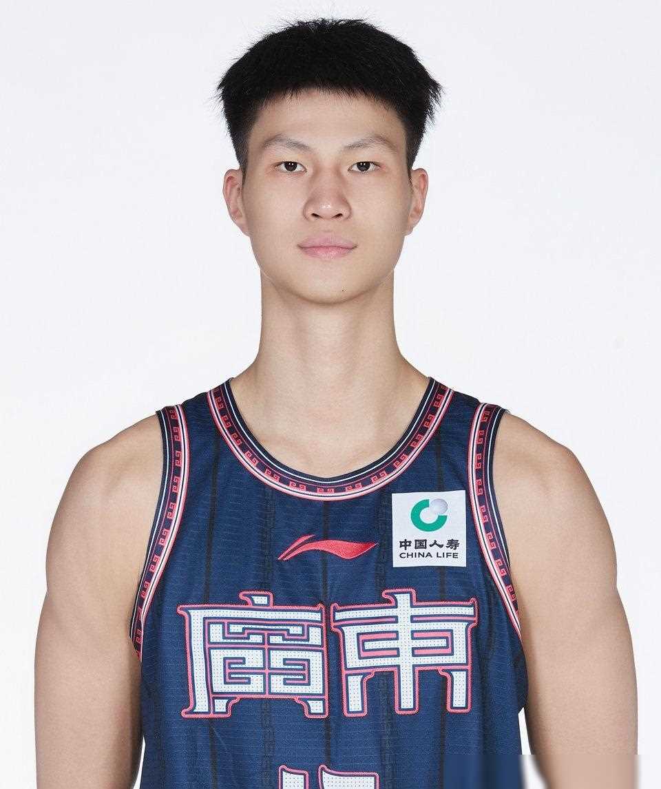 湛江篮球运动员_湛江篮球明星_湛江女篮球冠军有哪些